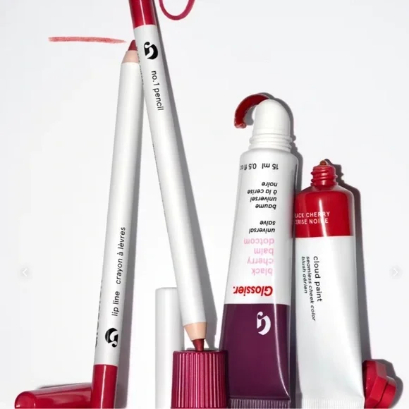 Glossier Black Cherry Lip Liner - Picture 3 of 4